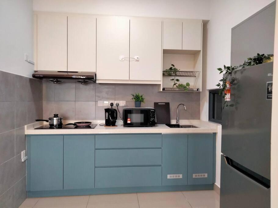 M Vertica I Homebrickz Apartment *